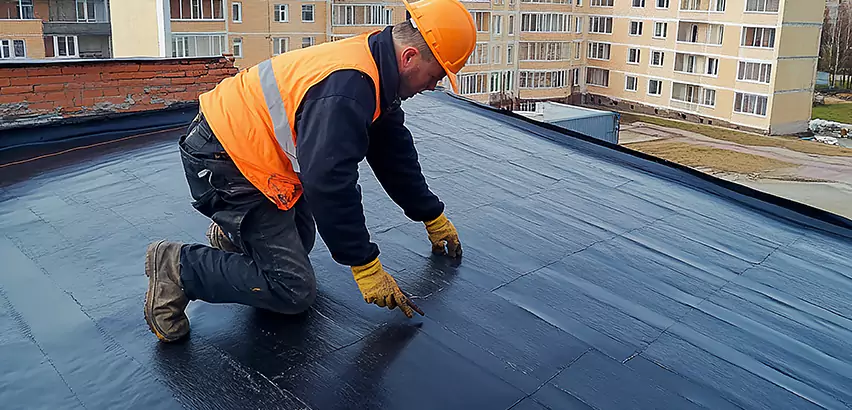 Professional TPO Roof Replacement Services in Chicago Heights, IL